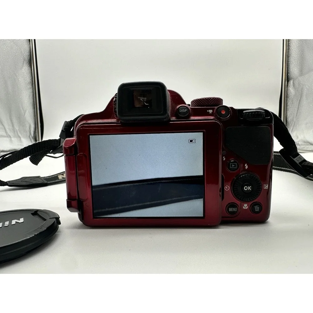 Nikon Coolpix P520 Digital Camera Red 18.1MP 42x Zoom Tilt LCD Bundle Case